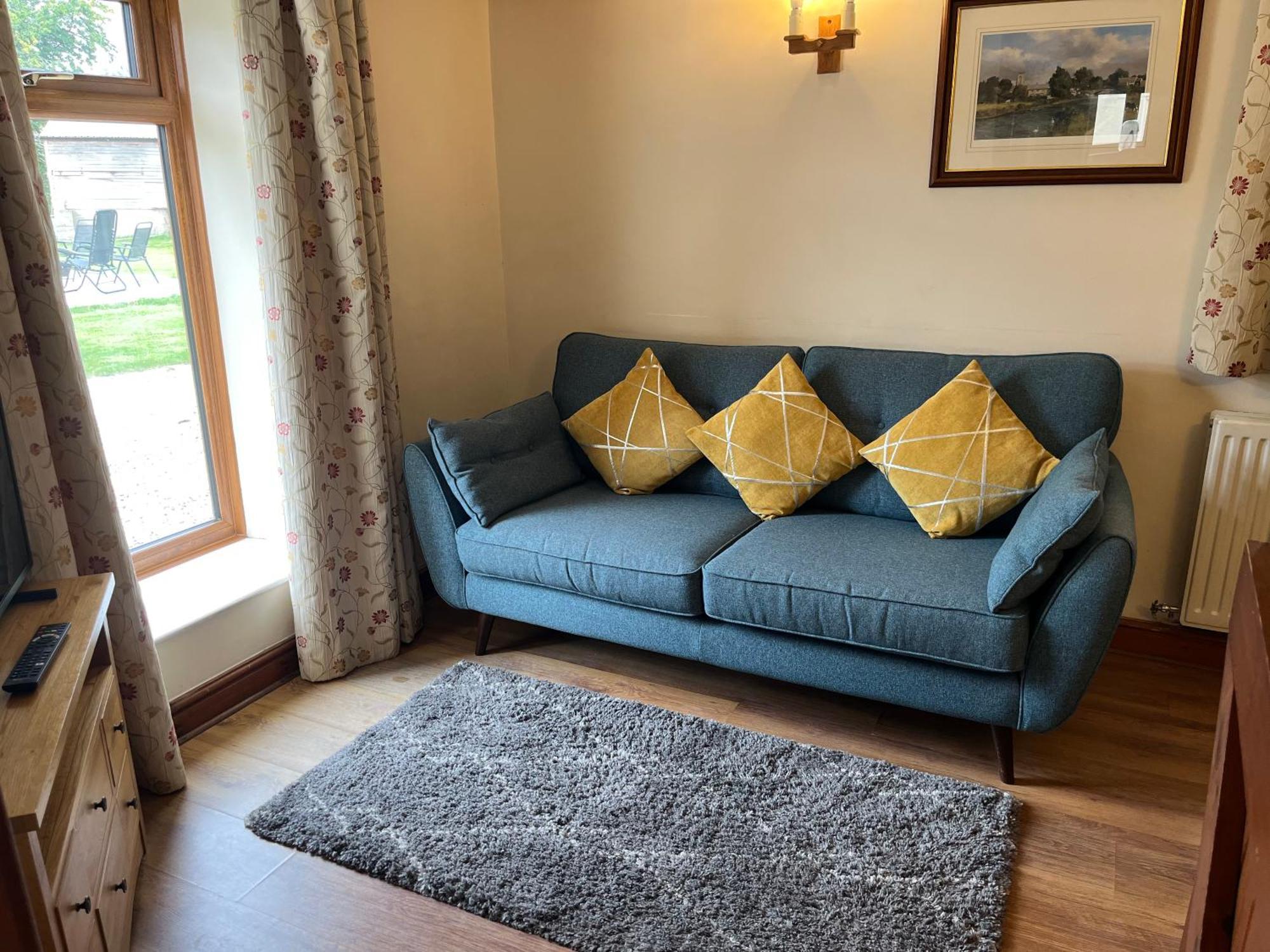 Tupenny Cottage, Old Mill Farm, Cotswold Water Park Cirencester Eksteriør bilde